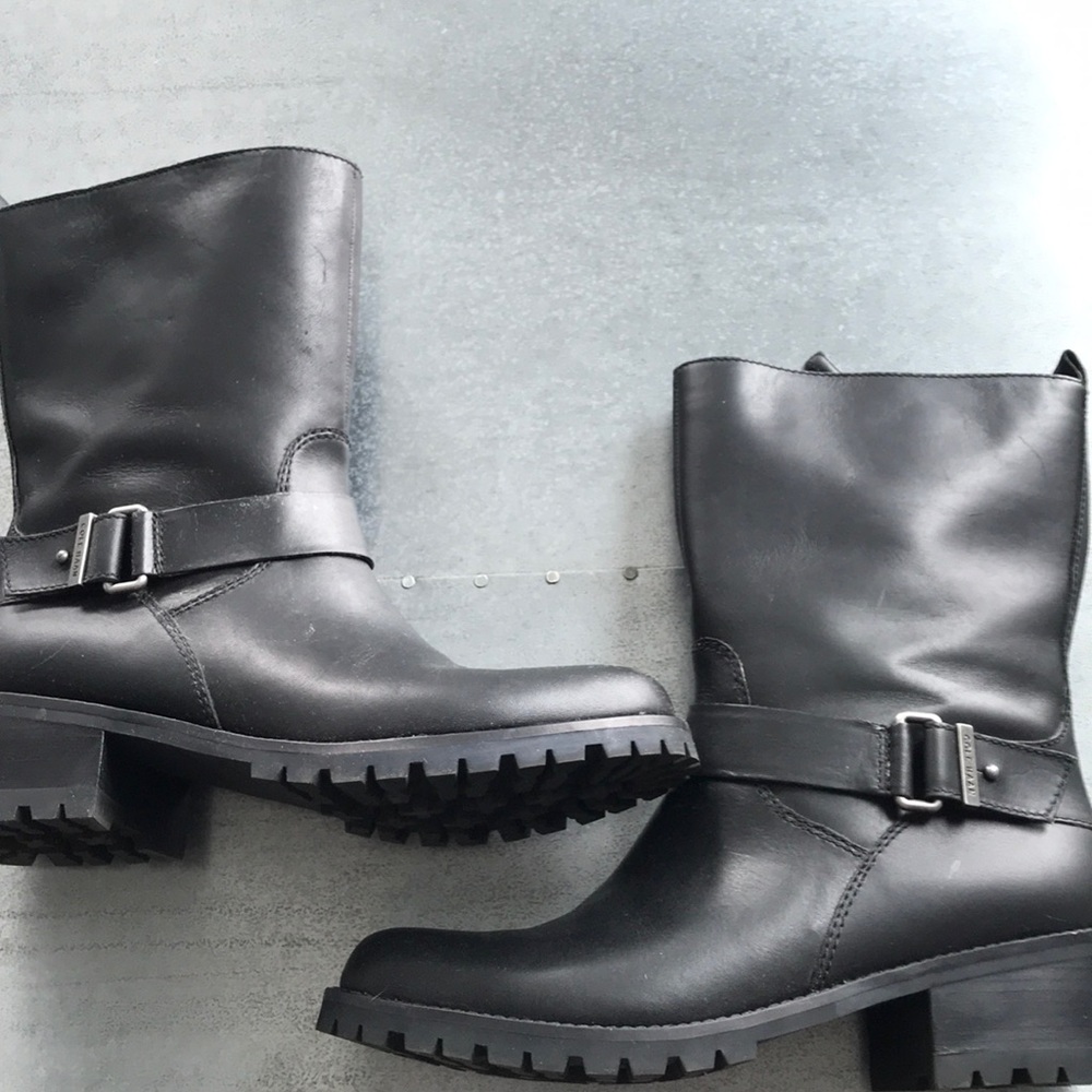 Motorcycle boot